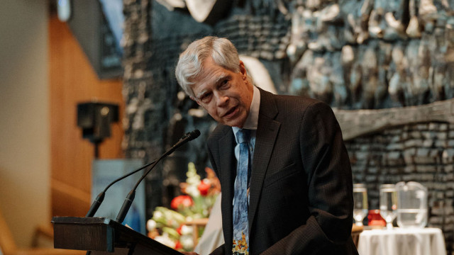 Robert Vineberg